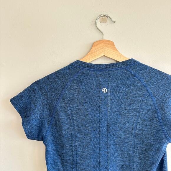 Lululemon Swiftly Tech Short Sleeve Crew Cerulean Blue / Black 6 - Picture 5 of 5